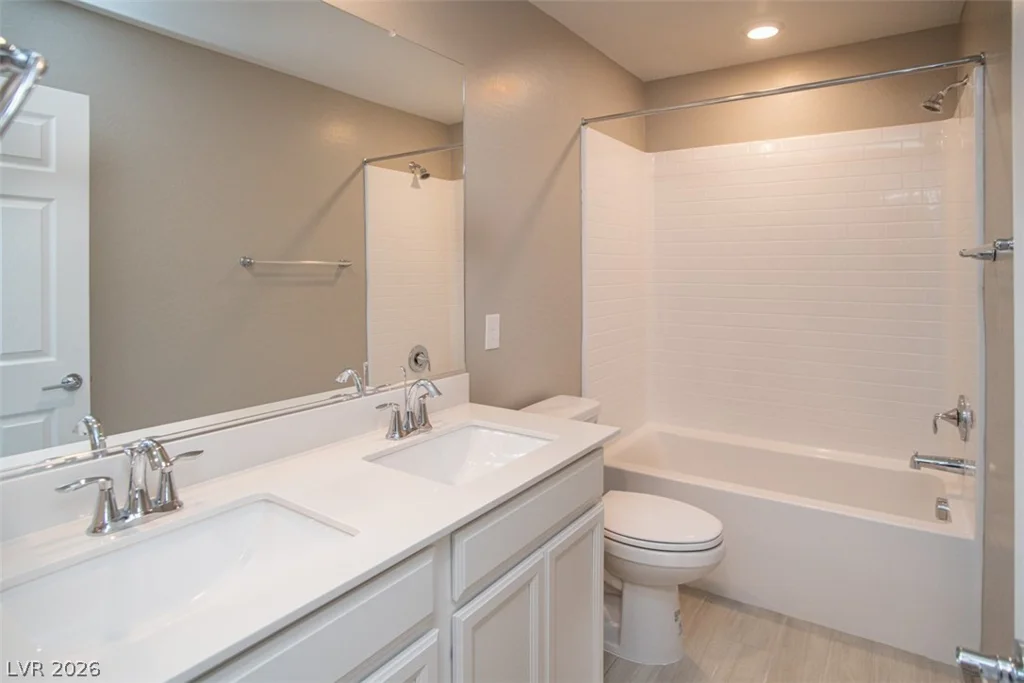 9 Alamere Falls, Las Vegas, NV 89138