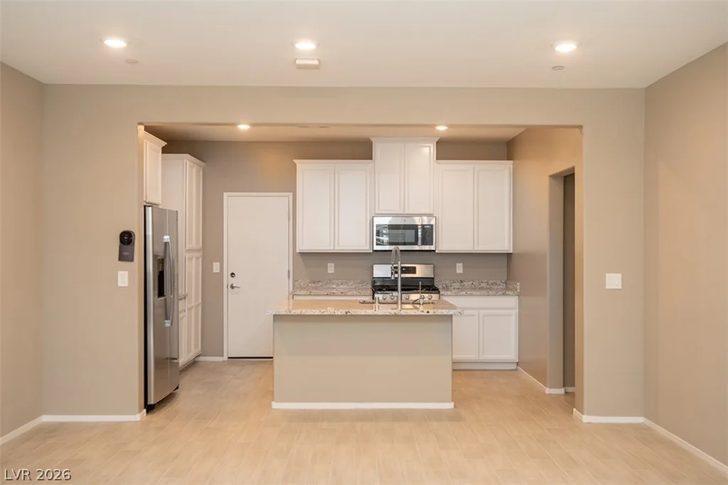 9 Alamere Falls, Las Vegas, NV 89138