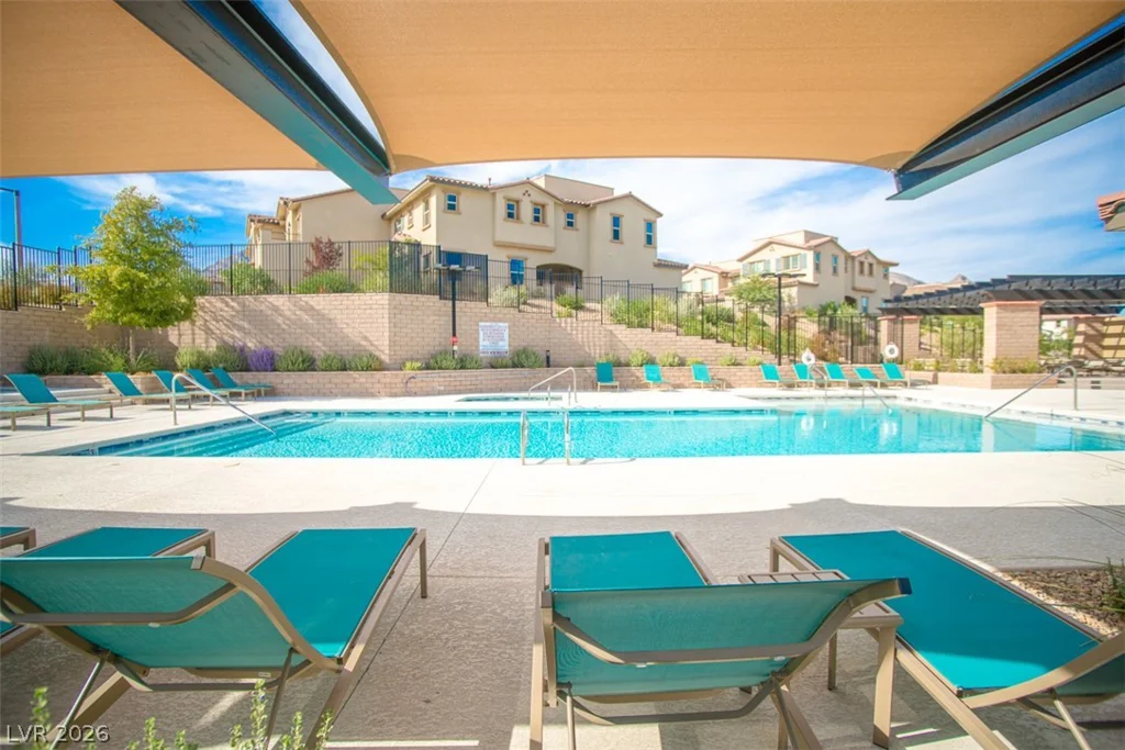 9 Alamere Falls, Las Vegas, NV 89138