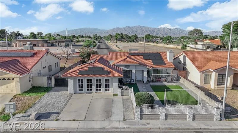 6208 Barkstone, Las Vegas, NV 89108