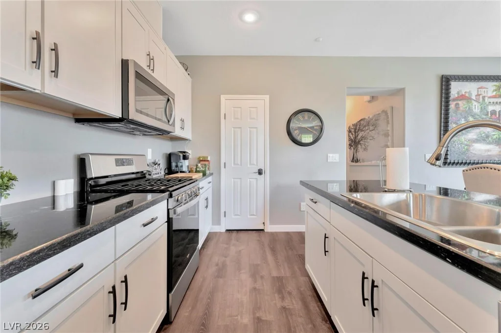 495 Dorchester Bend, North Las Vegas, NV 89032