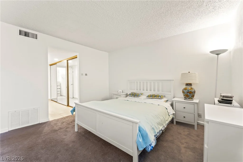 750 Royal Crest, Las Vegas, NV 89169