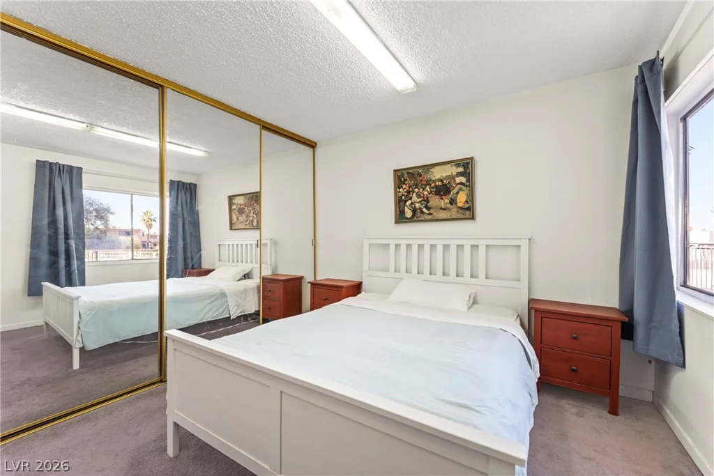 750 Royal Crest, Las Vegas, NV 89169