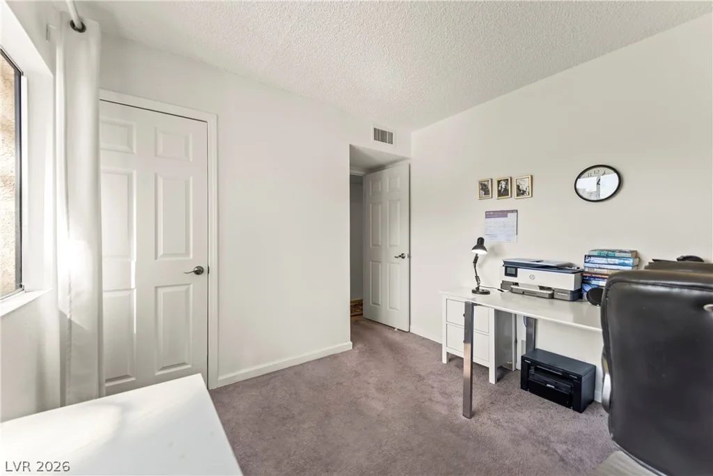 750 Royal Crest, Las Vegas, NV 89169