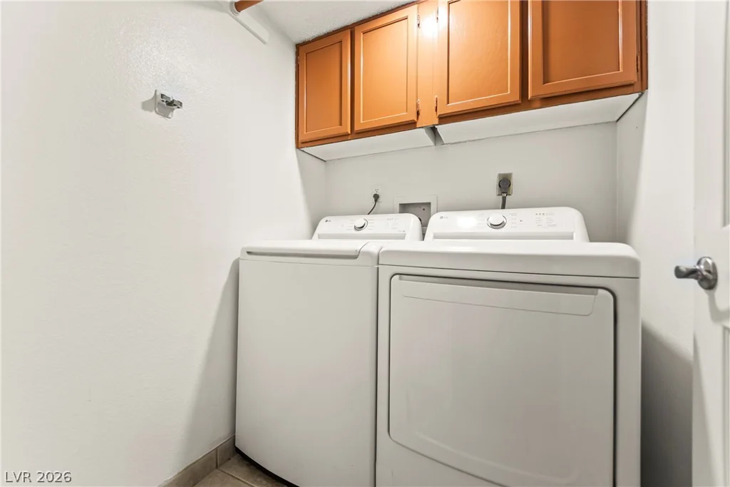 750 Royal Crest, Las Vegas, NV 89169