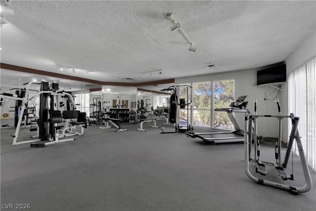 750 Royal Crest, Las Vegas, NV 89169