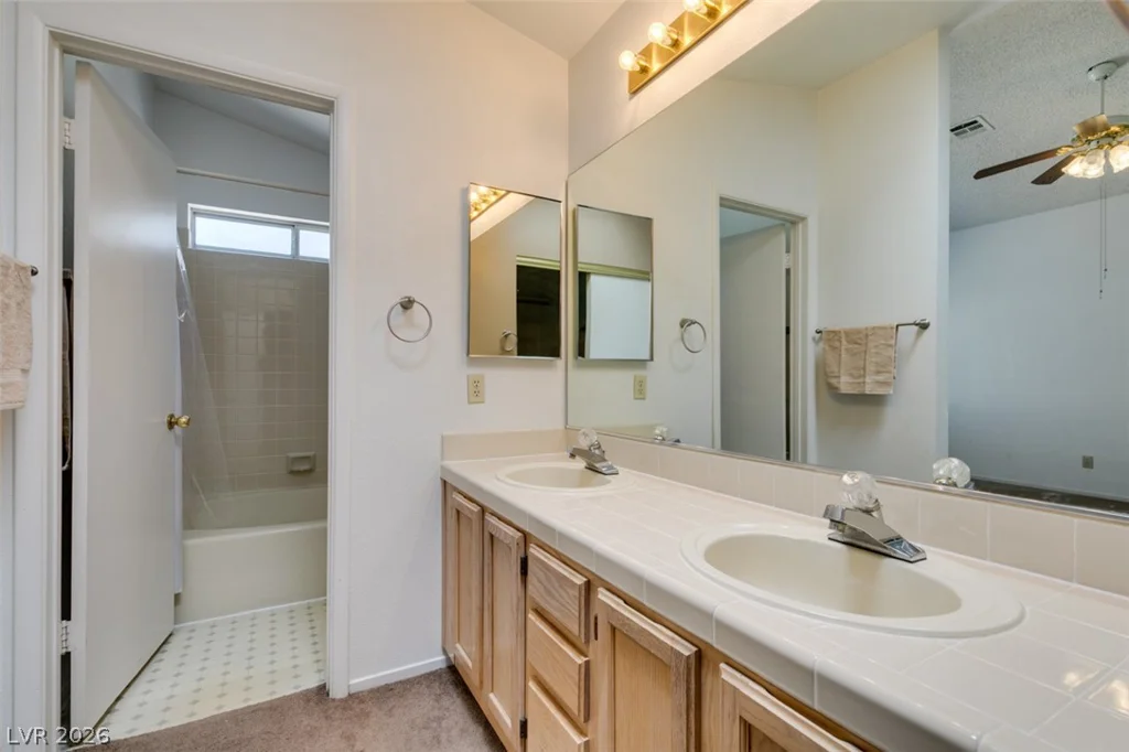 3317 Sonterra, Las Vegas, NV 89117