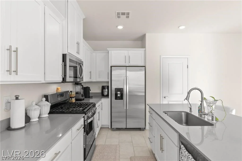4127 Agama, North Las Vegas, NV 89032