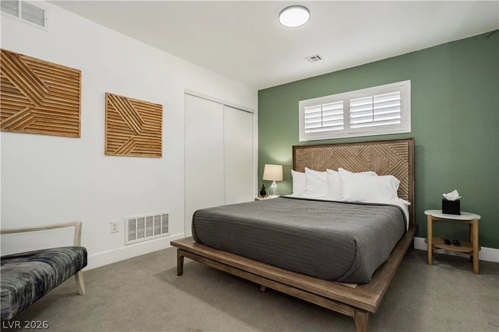 1913 Birch, Las Vegas, NV 89102