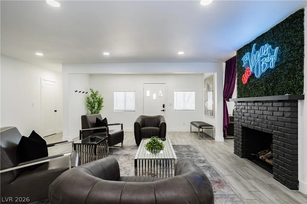 1913 Birch, Las Vegas, NV 89102