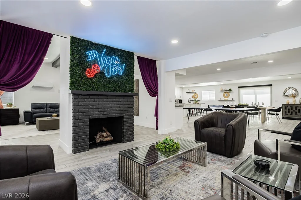 1913 Birch, Las Vegas, NV 89102