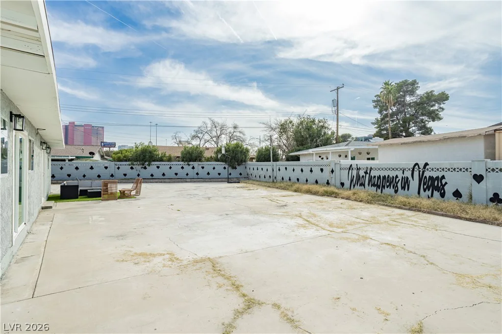 1913 Birch, Las Vegas, NV 89102