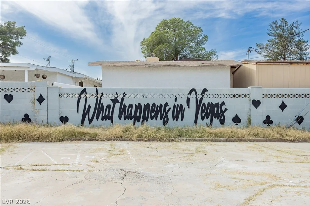 1913 Birch, Las Vegas, NV 89102