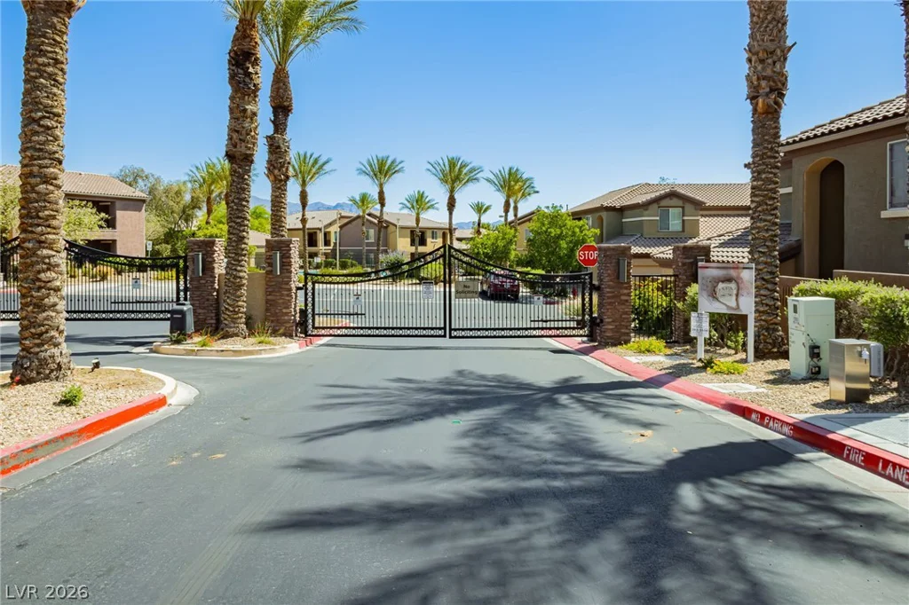 6868 Sky Pointe, Las Vegas, NV 89131