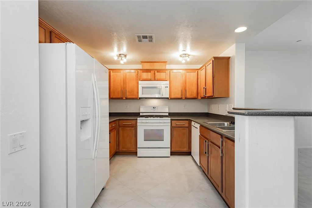 6868 Sky Pointe, Las Vegas, NV 89131