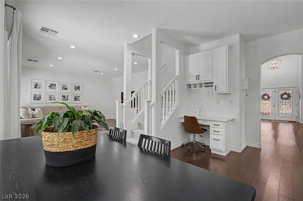 8153 Waltons Mill, Las Vegas, NV 89131