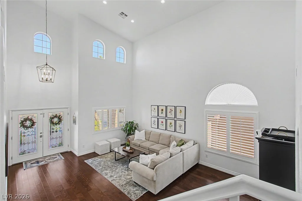8153 Waltons Mill, Las Vegas, NV 89131