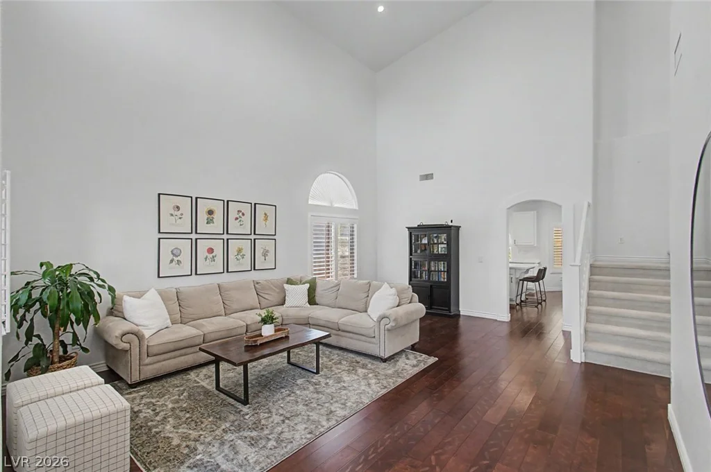 8153 Waltons Mill, Las Vegas, NV 89131