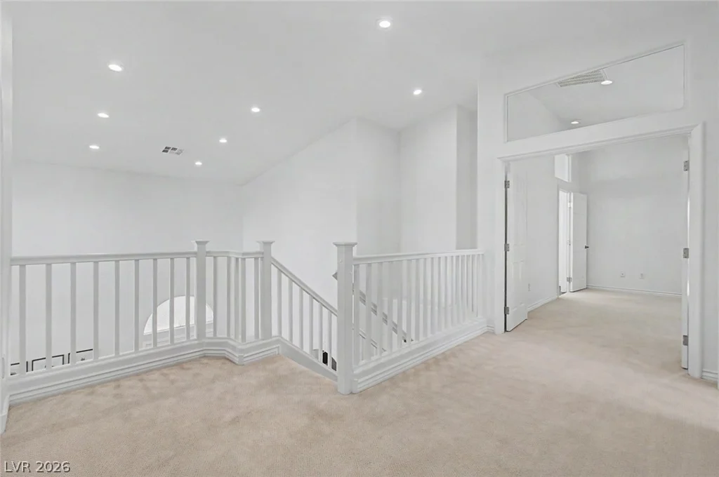 8153 Waltons Mill, Las Vegas, NV 89131