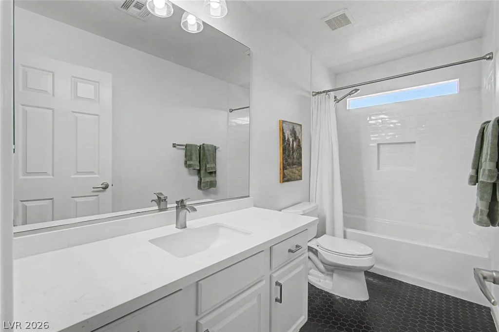 8153 Waltons Mill, Las Vegas, NV 89131