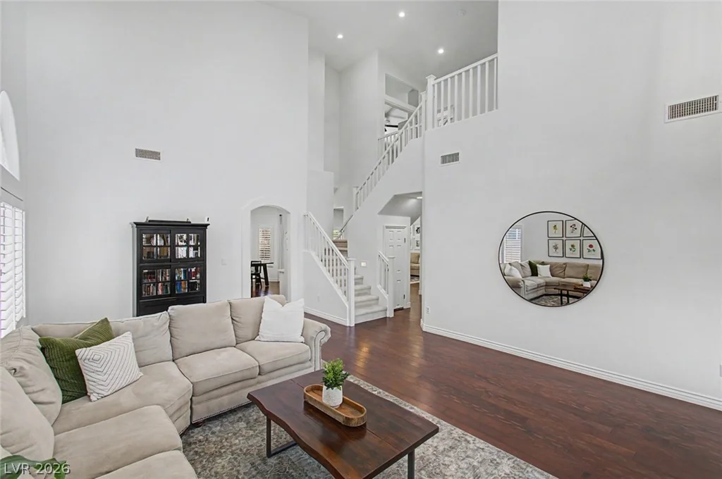 8153 Waltons Mill, Las Vegas, NV 89131