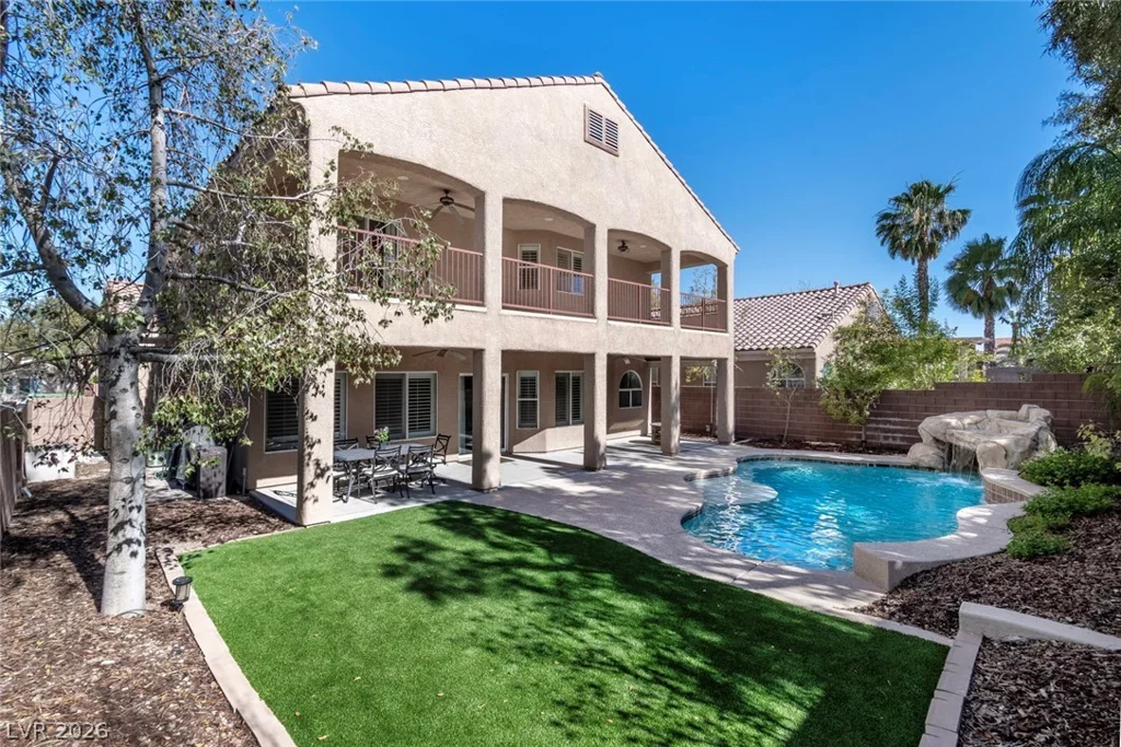 8153 Waltons Mill, Las Vegas, NV 89131