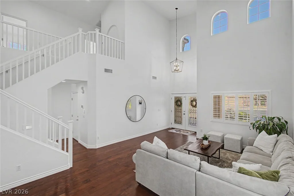 8153 Waltons Mill, Las Vegas, NV 89131