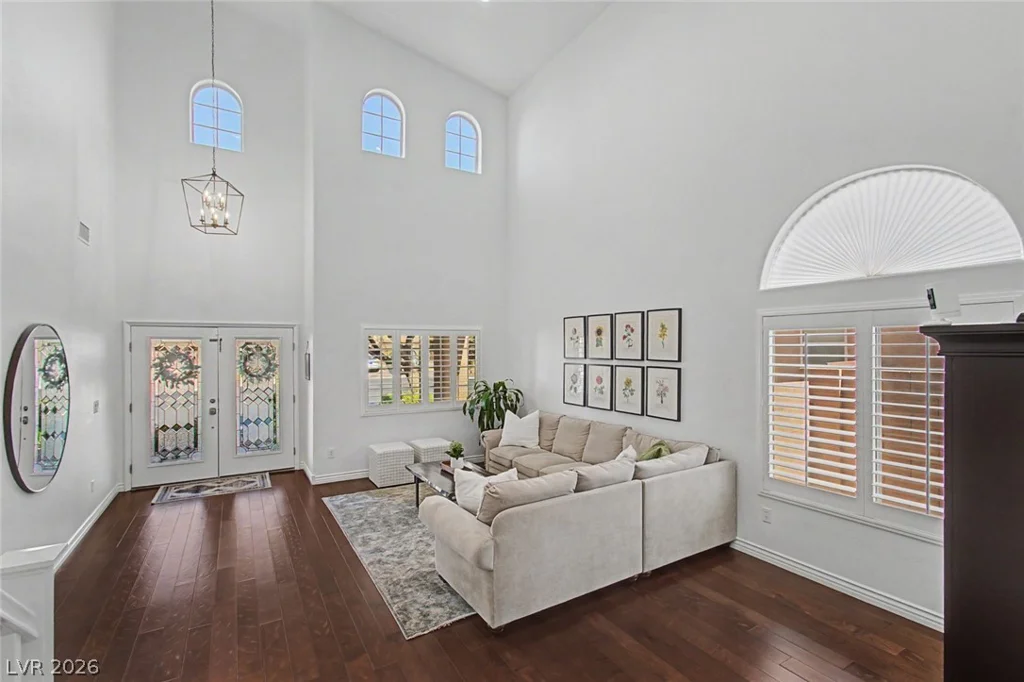 8153 Waltons Mill, Las Vegas, NV 89131