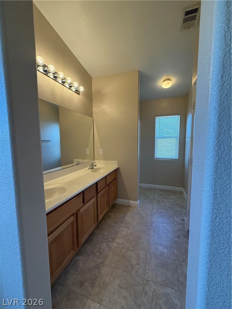 1069 Slate Crossing, Henderson, NV 89002