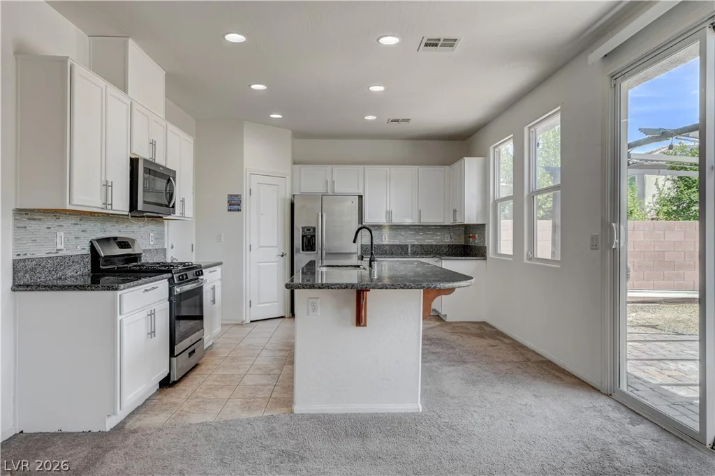 2087 Johnstown, North Las Vegas, NV 89081