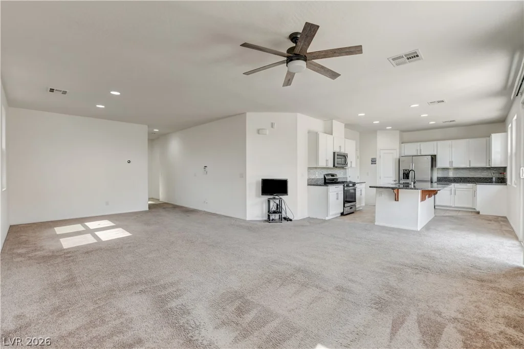 2087 Johnstown, North Las Vegas, NV 89081