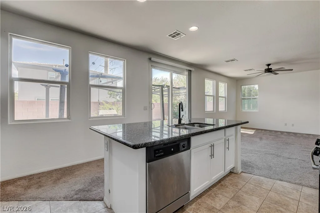 2087 Johnstown, North Las Vegas, NV 89081