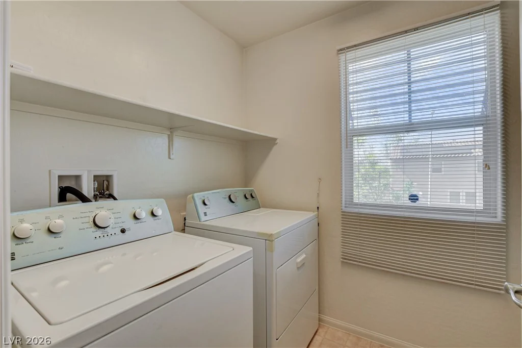 2087 Johnstown, North Las Vegas, NV 89081