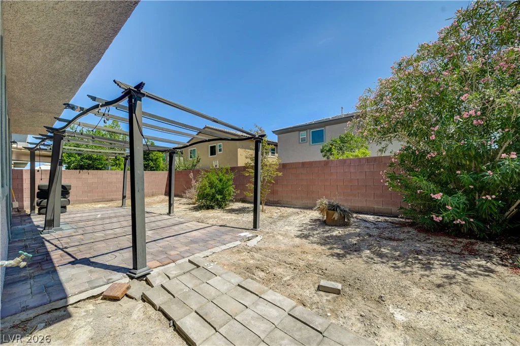 2087 Johnstown, North Las Vegas, NV 89081