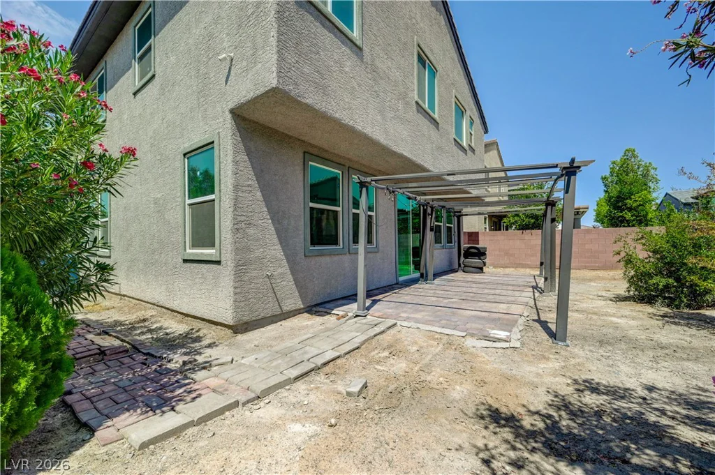 2087 Johnstown, North Las Vegas, NV 89081