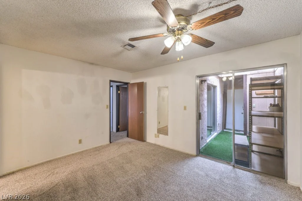 425 Lamb, Las Vegas, NV 89110