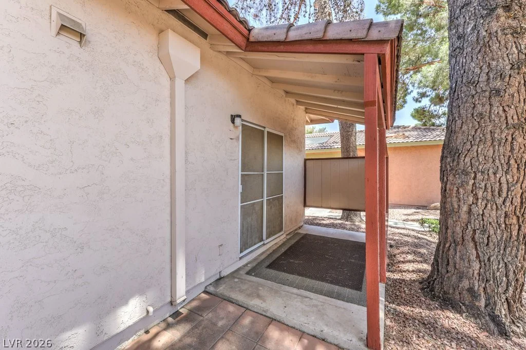 425 Lamb, Las Vegas, NV 89110