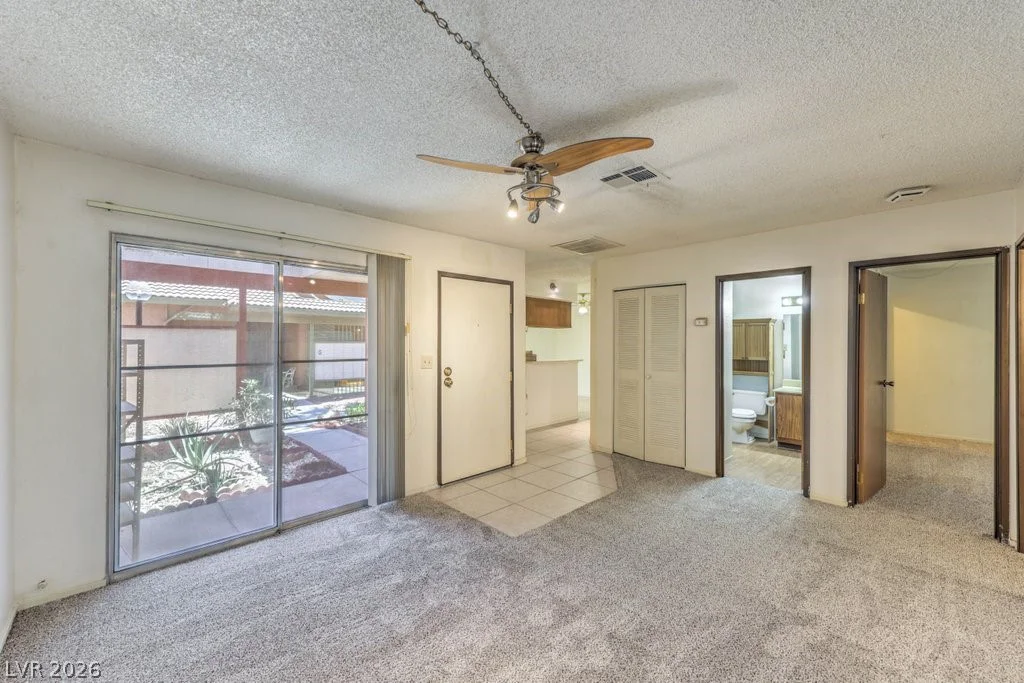 425 Lamb, Las Vegas, NV 89110