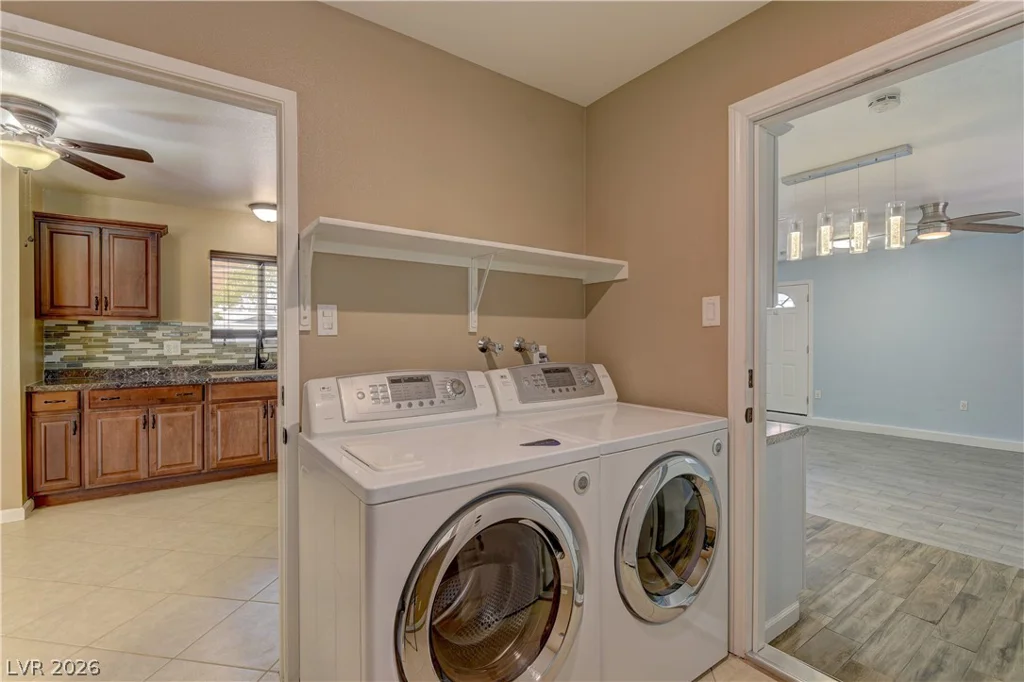 3896 Acapulco, Las Vegas, NV 89121