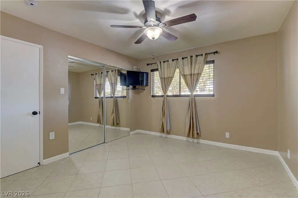 3896 Acapulco, Las Vegas, NV 89121