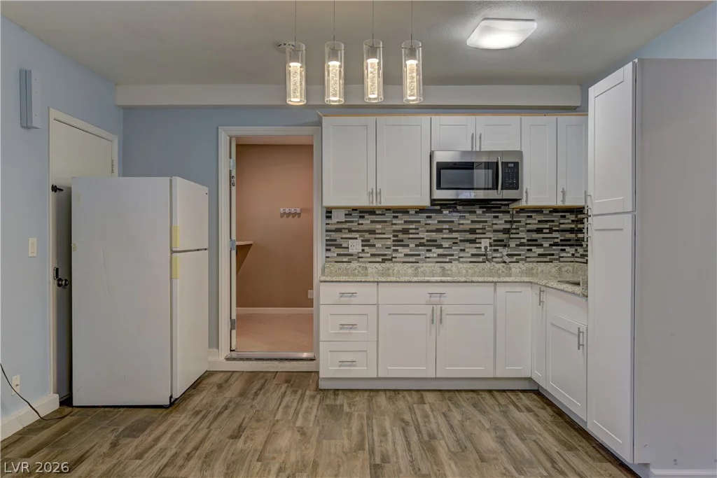 3896 Acapulco, Las Vegas, NV 89121