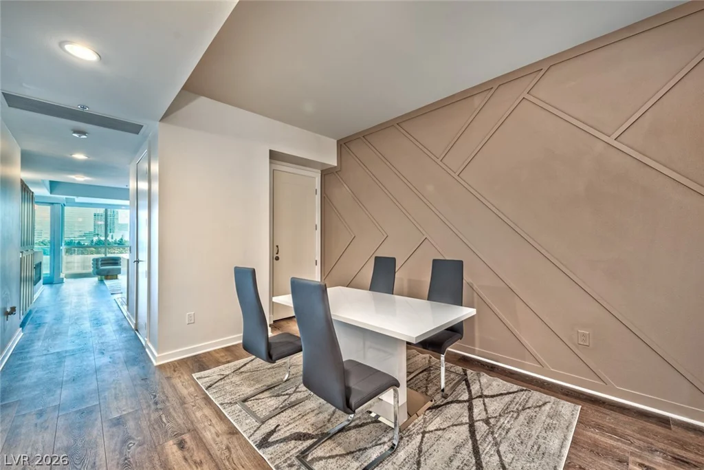 4575 Dean Martin, Las Vegas, NV 89103