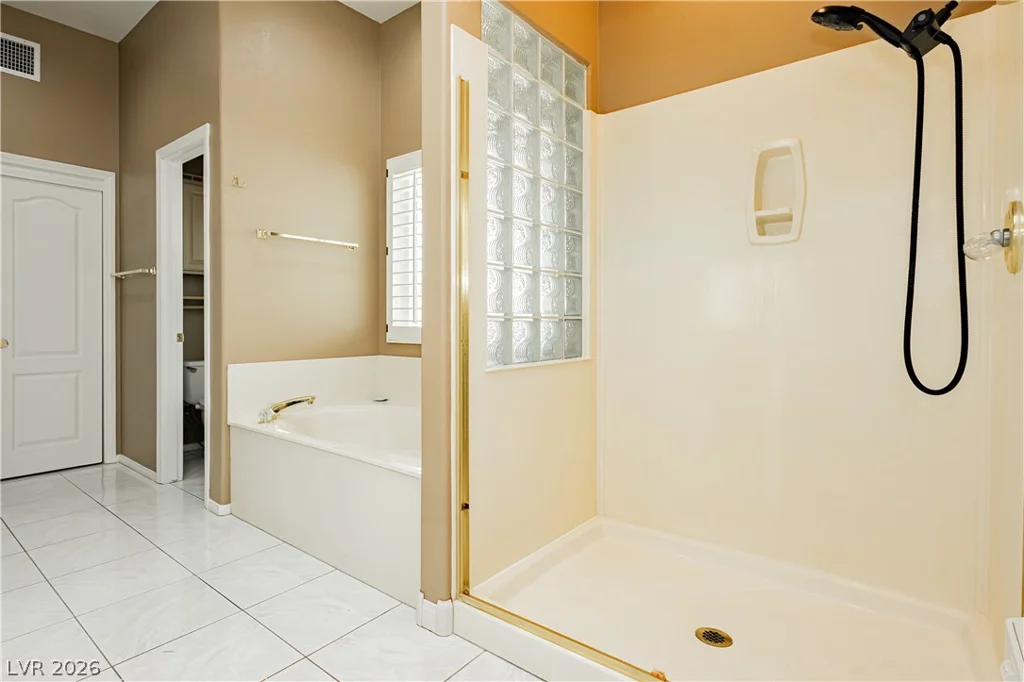 5104 Desert Lily, Las Vegas, NV 89130