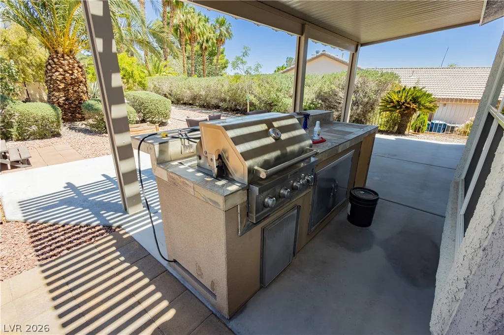 5104 Desert Lily, Las Vegas, NV 89130
