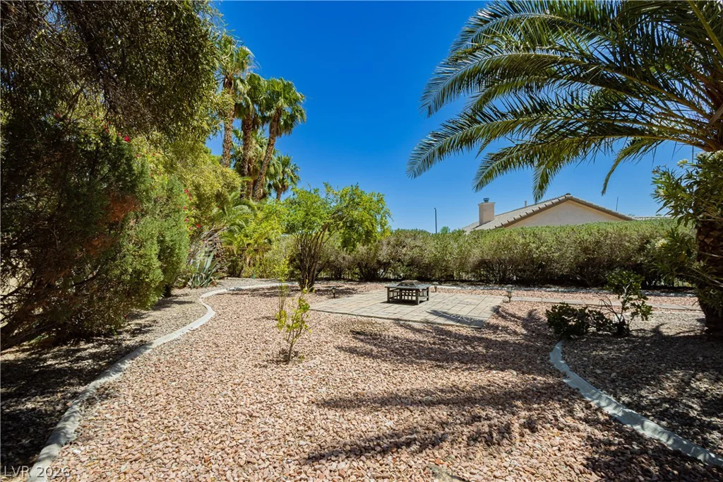5104 Desert Lily, Las Vegas, NV 89130
