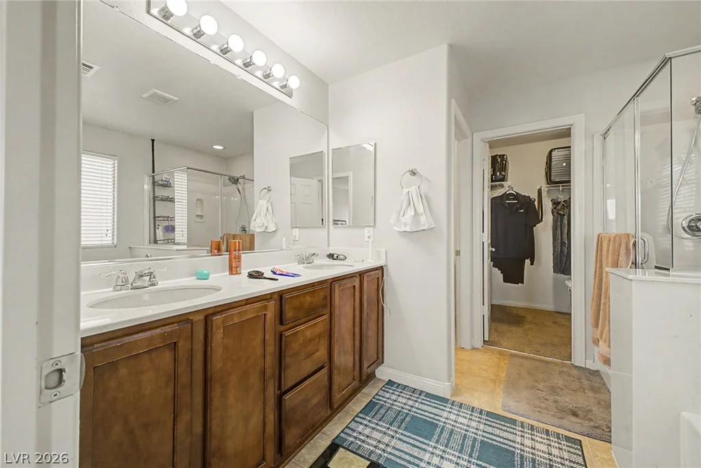 10827 Azure Ocean, Las Vegas, NV 89166