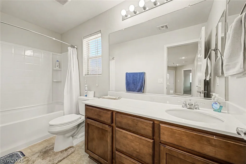 10827 Azure Ocean, Las Vegas, NV 89166