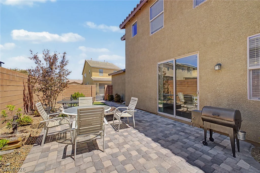 10827 Azure Ocean, Las Vegas, NV 89166