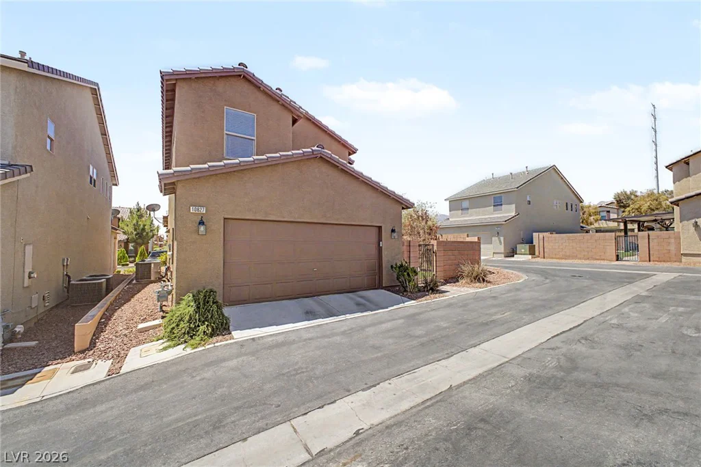 10827 Azure Ocean, Las Vegas, NV 89166
