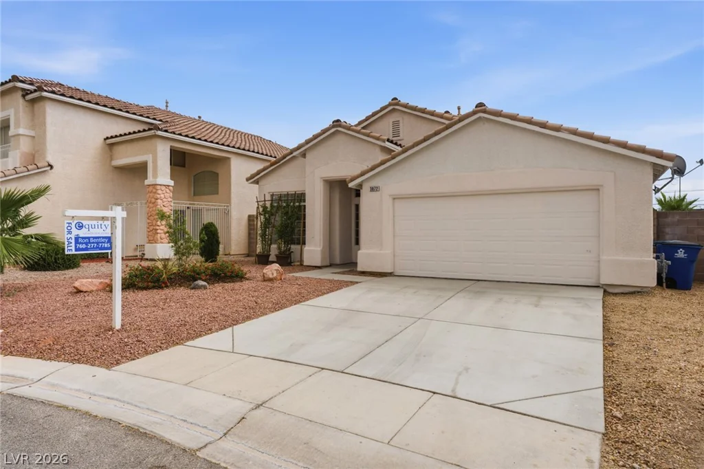 3872 Crest Horn Dr, Las Vegas, NV 89147